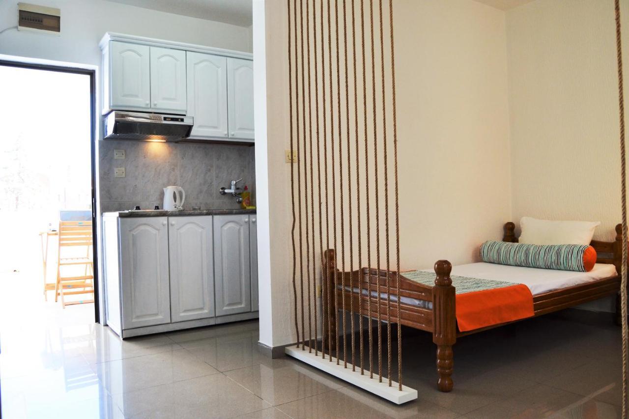 Yeshill Apart & Studio Budva Buitenkant foto