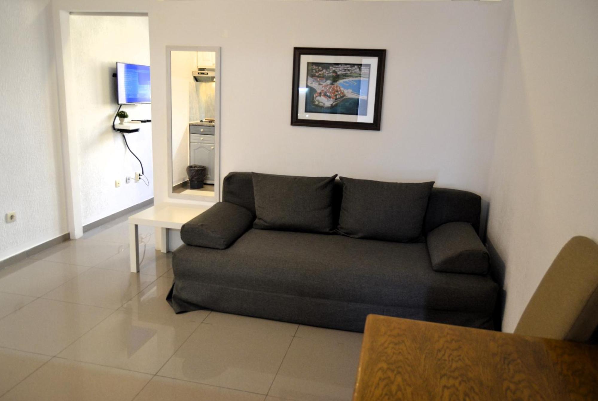 Yeshill Apart & Studio Budva Buitenkant foto